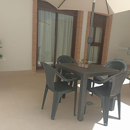 Apartamento Nuevo Centrico Con Aparcamiento Privado Incluido อัลกาลา เด กัวไดรา ภายนอก รูปภาพ