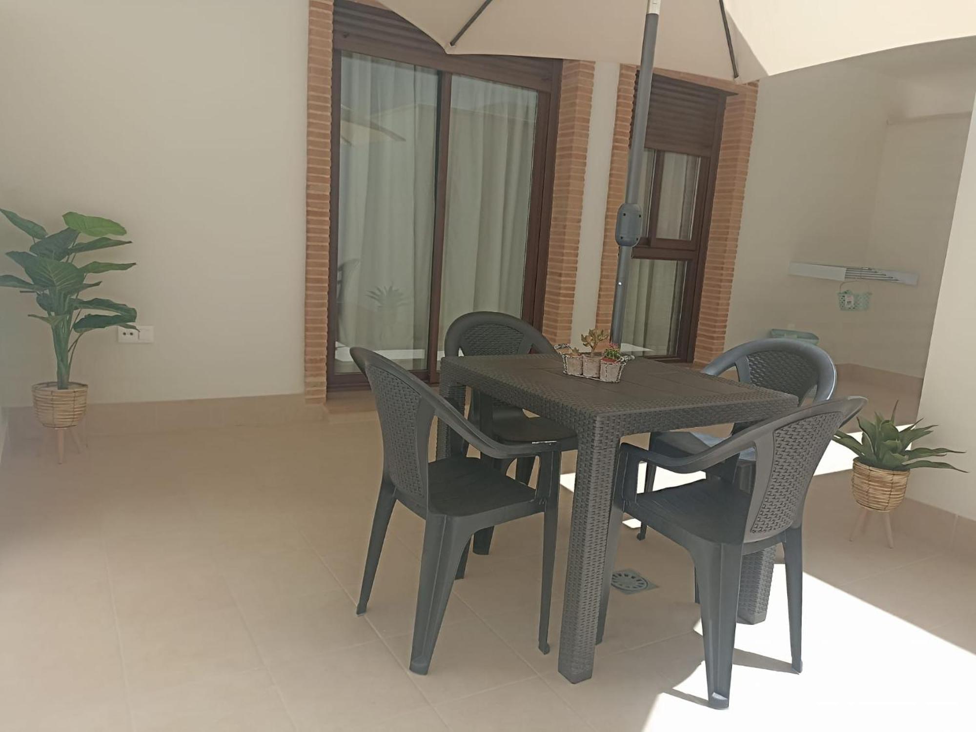 Apartamento Nuevo Centrico Con Aparcamiento Privado Incluido อัลกาลา เด กัวไดรา ภายนอก รูปภาพ