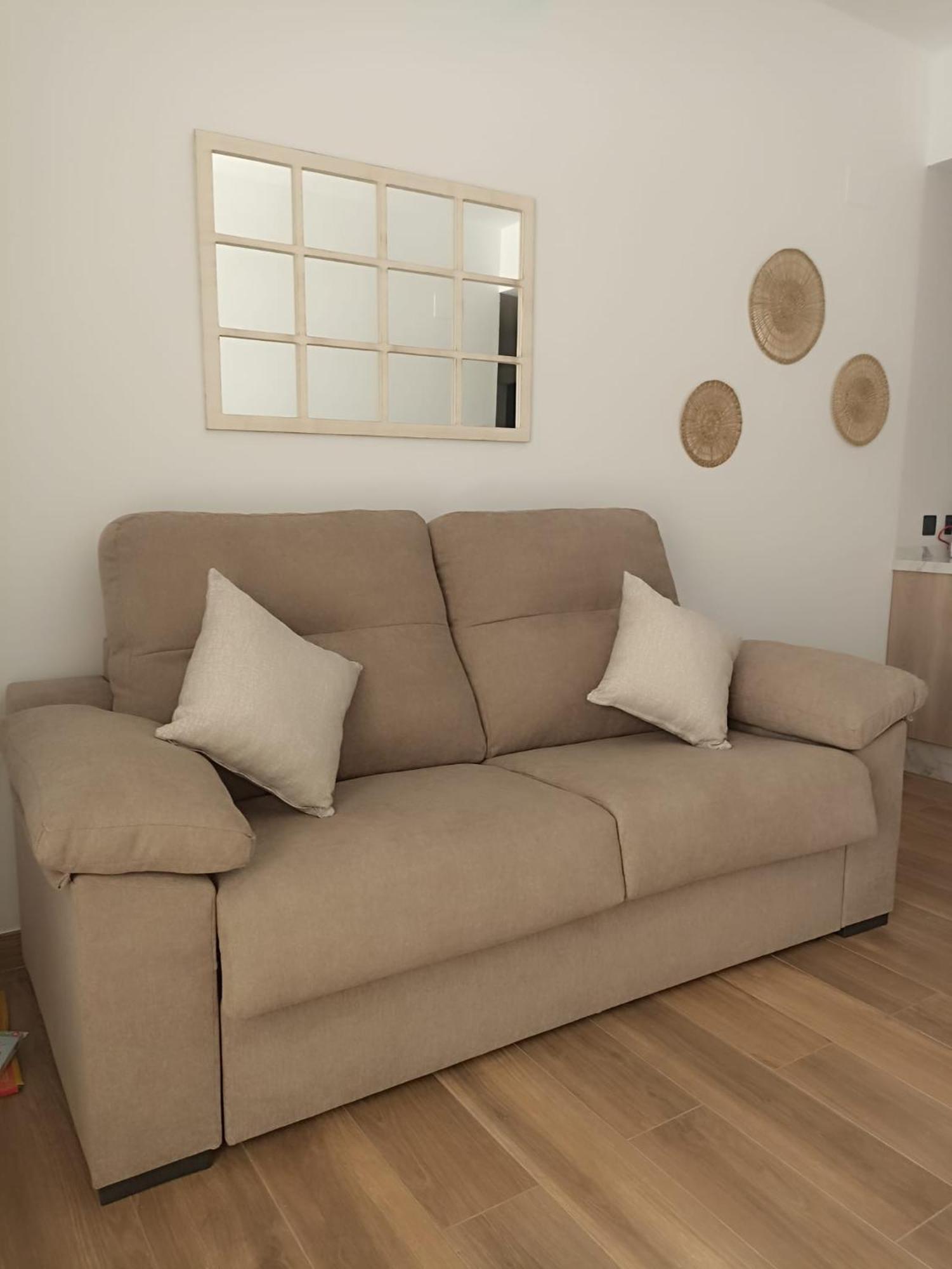 Apartamento Nuevo Centrico Con Aparcamiento Privado Incluido อัลกาลา เด กัวไดรา ภายนอก รูปภาพ