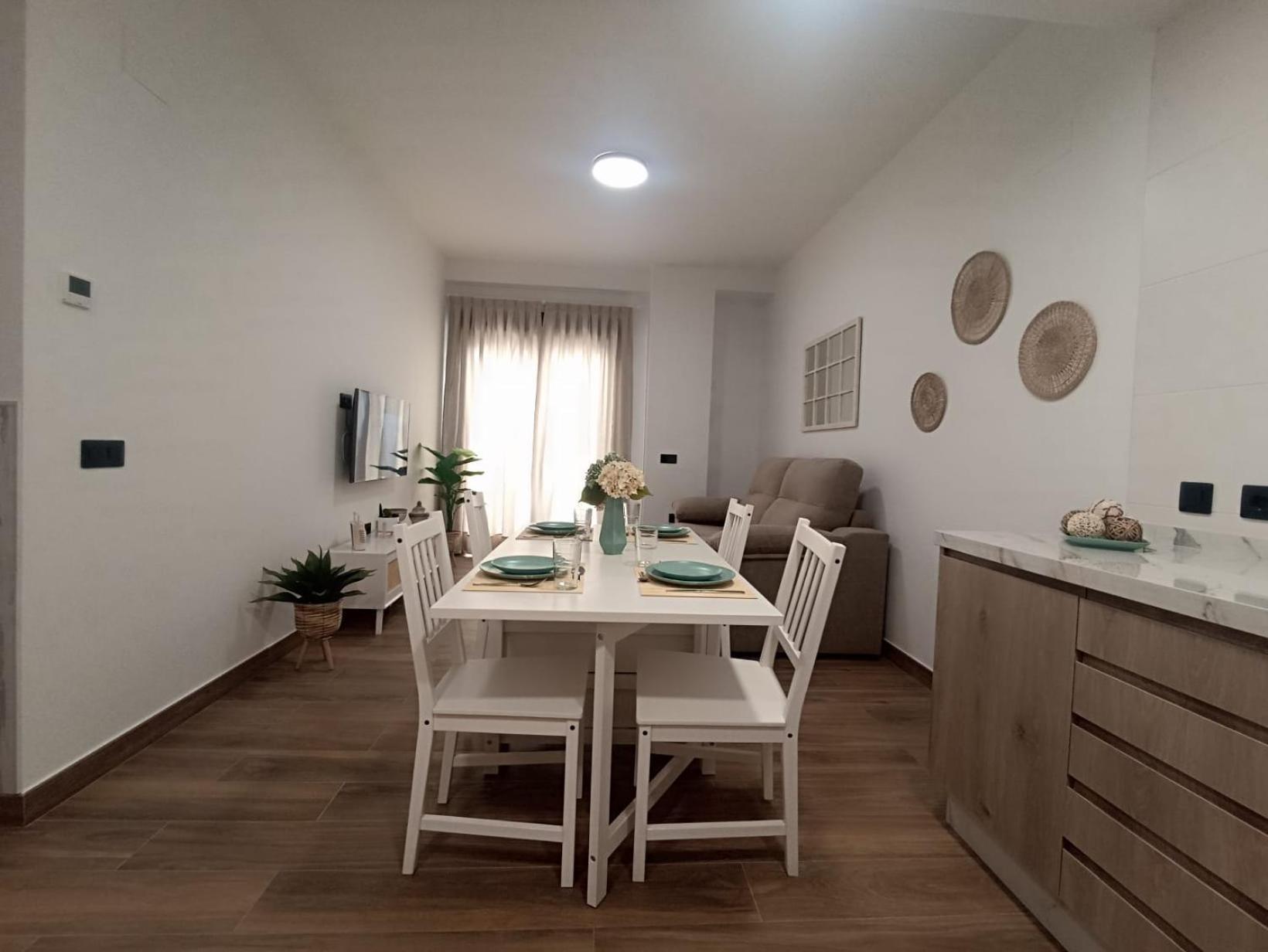Apartamento Nuevo Centrico Con Aparcamiento Privado Incluido อัลกาลา เด กัวไดรา ภายนอก รูปภาพ