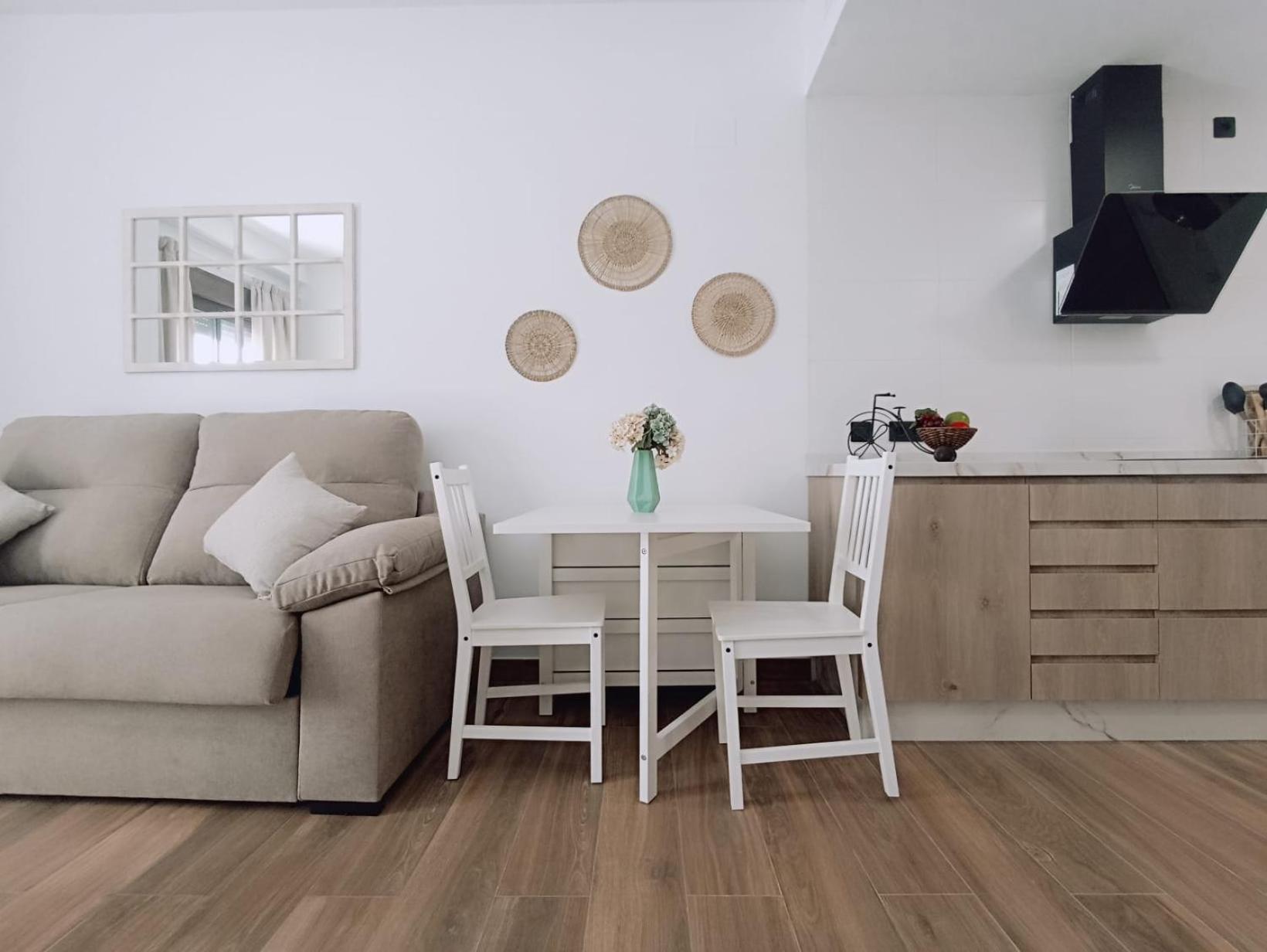 Apartamento Nuevo Centrico Con Aparcamiento Privado Incluido อัลกาลา เด กัวไดรา ภายนอก รูปภาพ